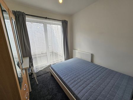 2 Bed Student Accommodation - Photo 4