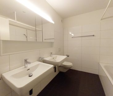 komfortable 3.5-Zimmerwohnung, gut mit ÖV erschlossen - Photo 4
