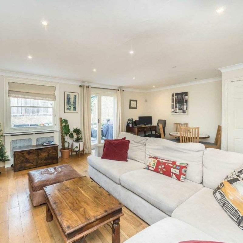 Hillgate Place - Photo 1