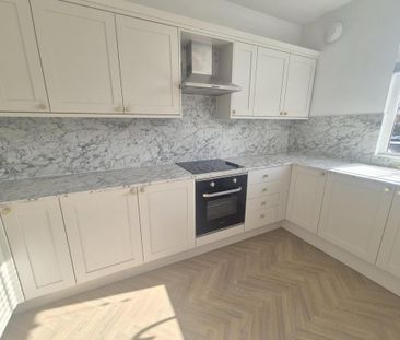 2 bedroom maisonette to rent - Photo 4
