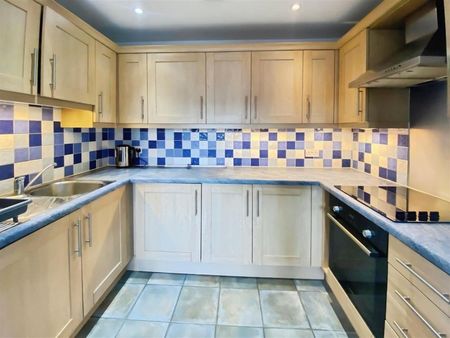 Flat 21 Edward CourtEdward StreetNuneaton - Photo 2