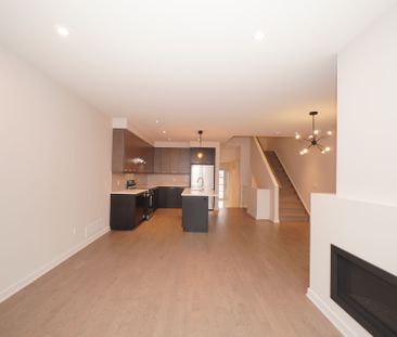 For Lease - 770 SOLARIUM Avenue, Blossom Park - Airport and Area, O... - Photo 1