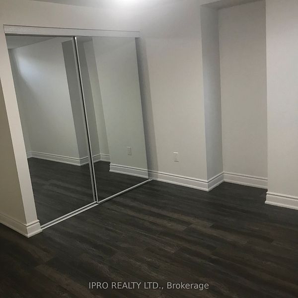 For Lease - 8 Stillwater Crescent Unit# Basement, Hamilton, Ontario - Photo 1