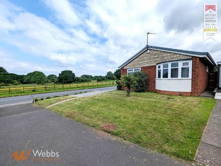 3 bedroom detached bungalow to rent - Photo 2