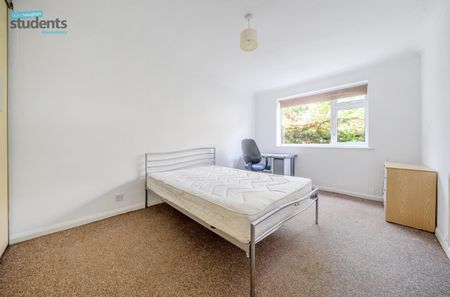 5 bedroom semi-detached house to rent - Photo 5