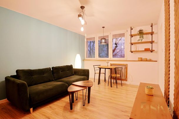 Piękna kawalerka blisko parku Podolskiego - Photo 1