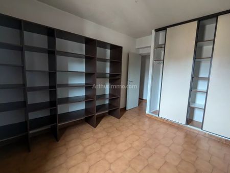 Location Appartement 4 pièces 82 m2 à Mezzavia - Photo 2