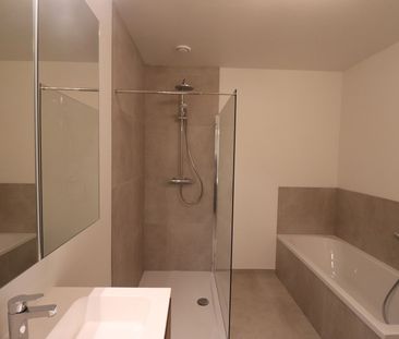 Nieuwbouwwoning met 3 slaapkamers, zolder, tuin en 2 autostaanplaat... - Photo 2