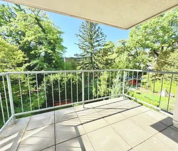 ERSTBEZUG NACH SANIERUNG | TRAUMHAFTE NEUBAUWOHNUNG IN GRÜN-RUHELAGE | HELLE 4 ZIMMER MIT BALKON | TOPLAGE - Foto 2