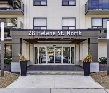 28 Helene Street North | 28 Helene Street North, Port Credit - Photo 1