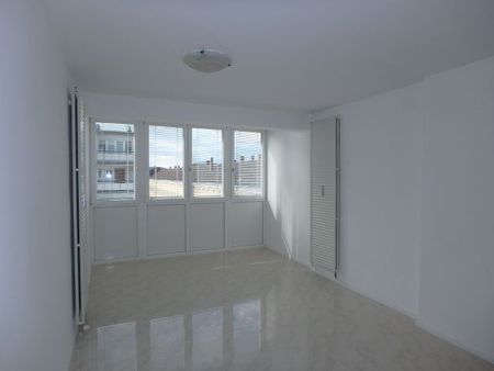 Helle Singlewohnung mit Lift Nähe Steinertor - Photo 3