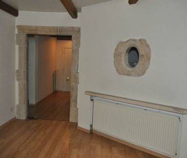 Prachtig opgedaan en ruim appartement met 3 slaapkamers en garage. - Photo 3