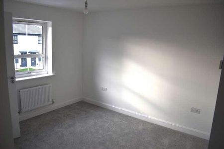 Market Garden Close, Ramsgate, CT12 - Photo 4