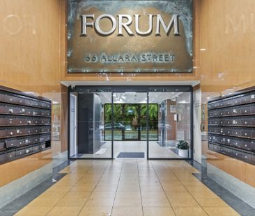 Stylish 2-Bedroom Apartment in Prime City Location - Photo 3