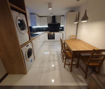 Lidderdale Road, Liverpool. - Photo 5