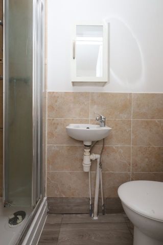 Studio Flat, Springfield Road, E5 - Photo 4