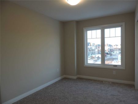 For Lease - 4266 Shuttleworth Drive, Niagara Falls, Ontario - Photo 4