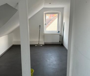 Dachgeschosswohnung in Witten Annen zum vermieten - Photo 1