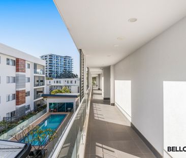 Modern Two-Bedroom Apartment with Resort-Style Amenities in Rivervale - Photo 5