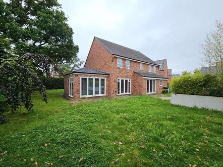 Bramwell Way, Wilmslow, SK9 - Photo 4