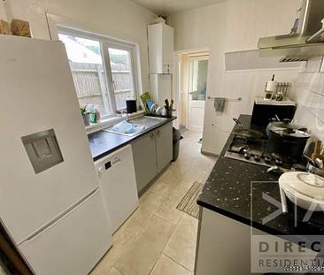 2 bedroom property to rent in Croydon - Photo 4