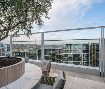 3 bedroom flat to rent - Photo 4