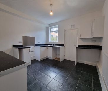 Constance Street, Nottingham, Nottinghamshire, NG7 - Photo 4