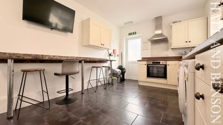 BassStreet, DERBY - Photo 5