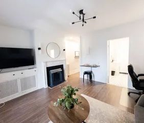 1 room apartment of 56m² in Montreal - Photo 2