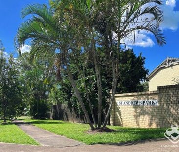 GREAT LOCATION AIR CONDITIONED TOWNHOUSE - Photo 4