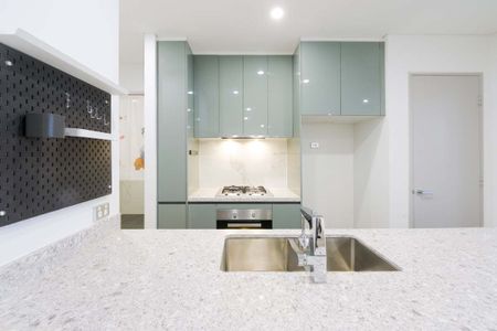 Two Bedroom Plus Study Room I Furnished Apartment I Gym & Pool - Photo 5