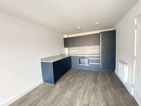 A superbly presented apartment in a striking contemporary development. - Photo 4