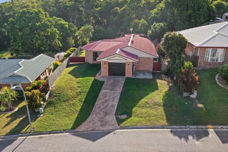 3 BEDROOM HOME IN CLINTON - AVAILABLE 15/12/2025 TO MOVE IN - Photo 3