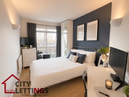 2 Bedroom Apartment - Photo 3
