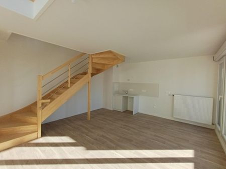 location Appartement T5 DE 111.1m² À BOBIGNY - Photo 4