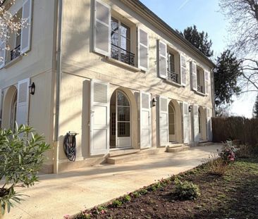 Maison • Le Chesnay-Rocquencourt - Photo 3