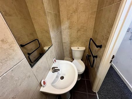 Pocklingtons Walk, Leicester - Photo 3