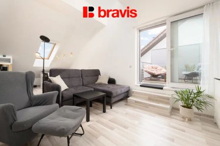 Pronájem moderního bytu 3+kk, ul. Višňová, Moravany u Brna, terasa, garáž, park. stání, klimatizace - Фото 5