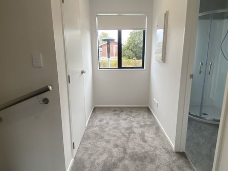 24 Paetai Lane, Te Atatu Peninsula - Photo 3
