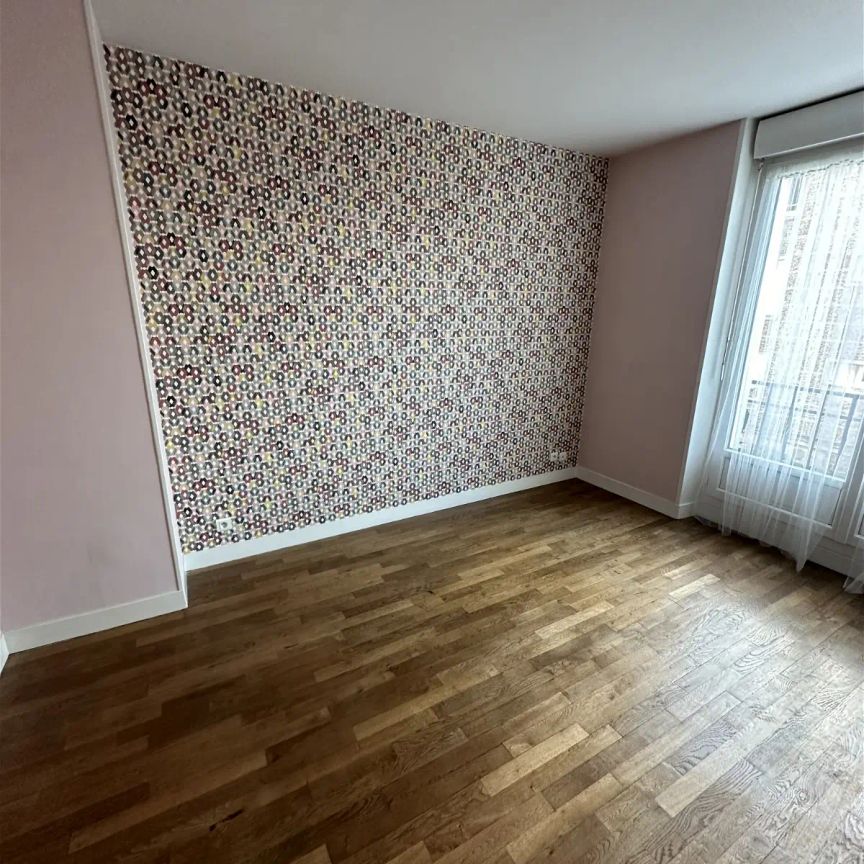 Appartement 3 pièces - 33m² à F l e r s (61100) - Photo 1