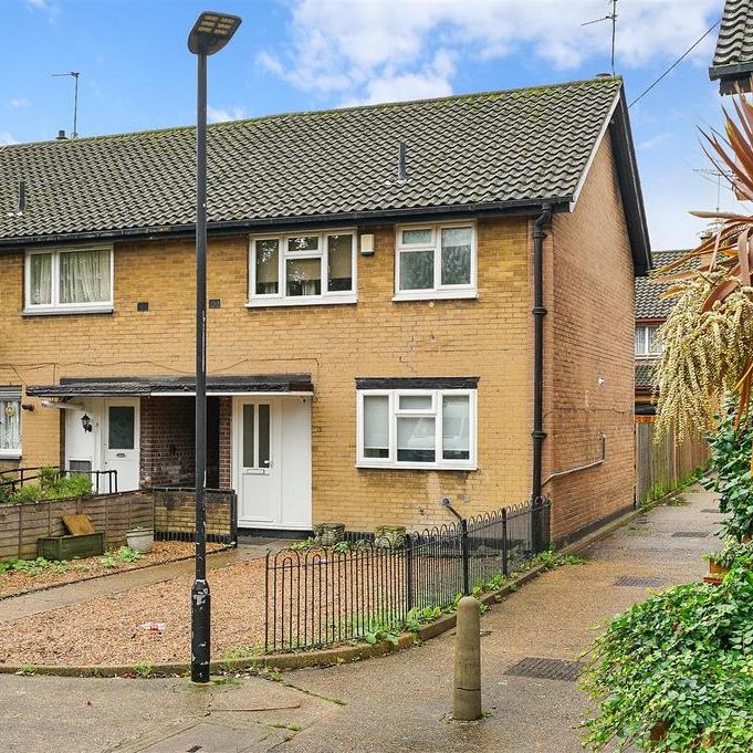 2 bedroom terraced house to rent - Photo 1