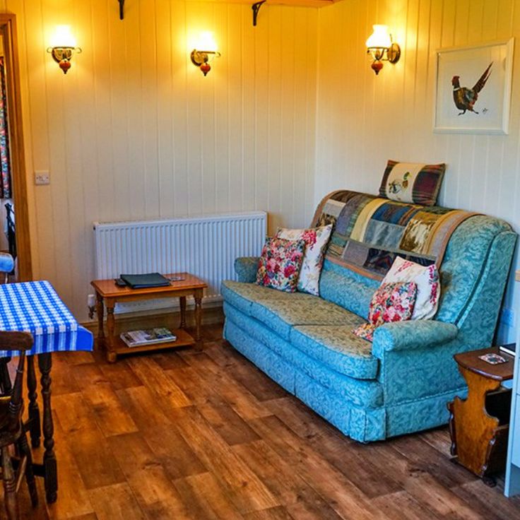 Shrewsbury - Photo 1