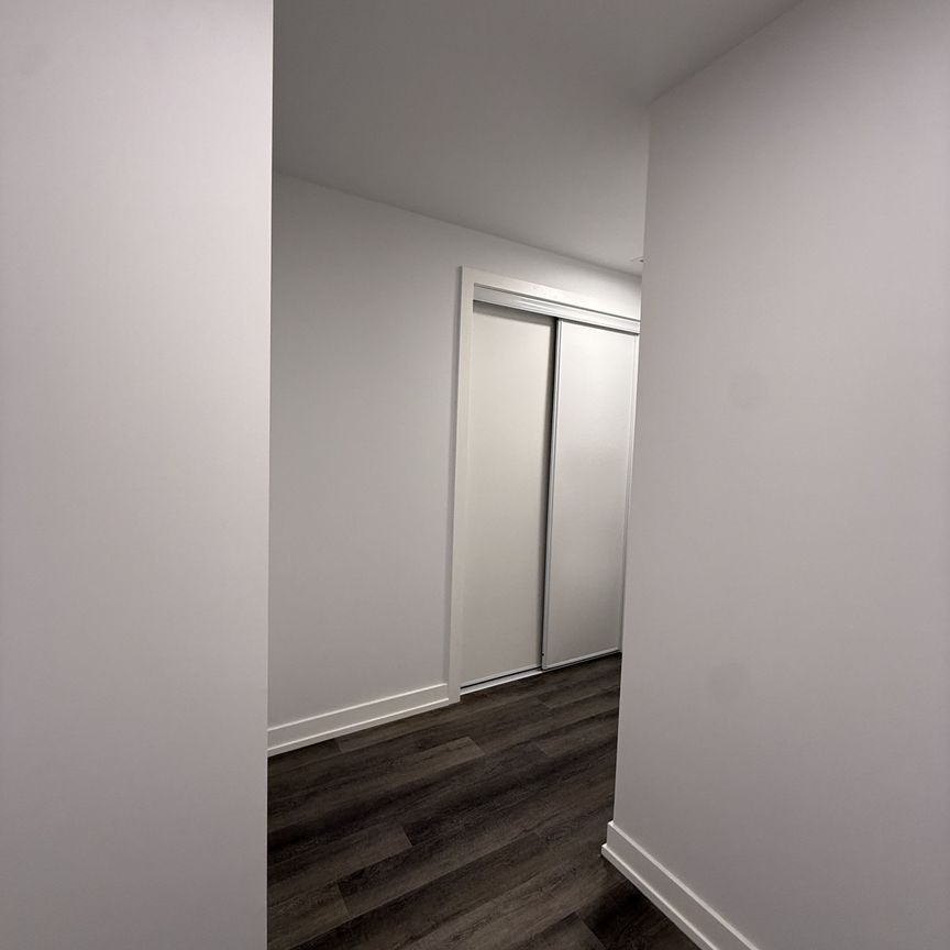 For Lease - 2851 Highway 7 N/A Unit# 1302, Vaughan, Ontario - Photo 1