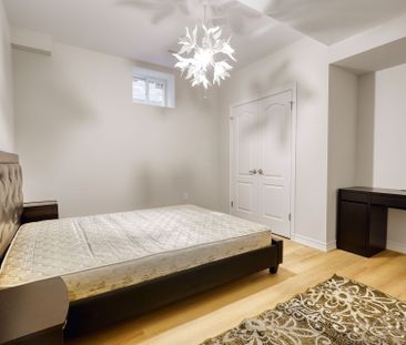 For Lease - 136 Milby Crescent, Bradford West Gwillimbury, Ontario - Photo 1