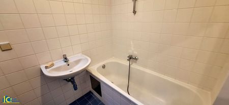 Tolle 2 Zimmer DG-Wohnung in Ruhelage inkl. Nutzung Gemeinschaftsterrasse - Photo 4