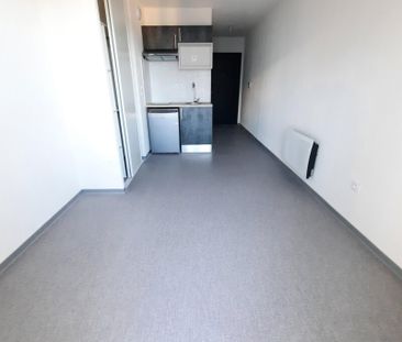 Location Appartement 1 pièce 18m² NIMES 30000 - Photo 4