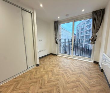 Studio to rent - Photo 6