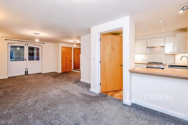 3 bedroom terraced house to rent - Photo 1