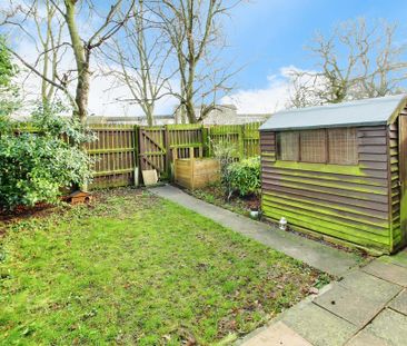 3 bedroom terraced house to rent - Photo 5