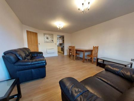 2 bedroom apartment to rent - Photo 2